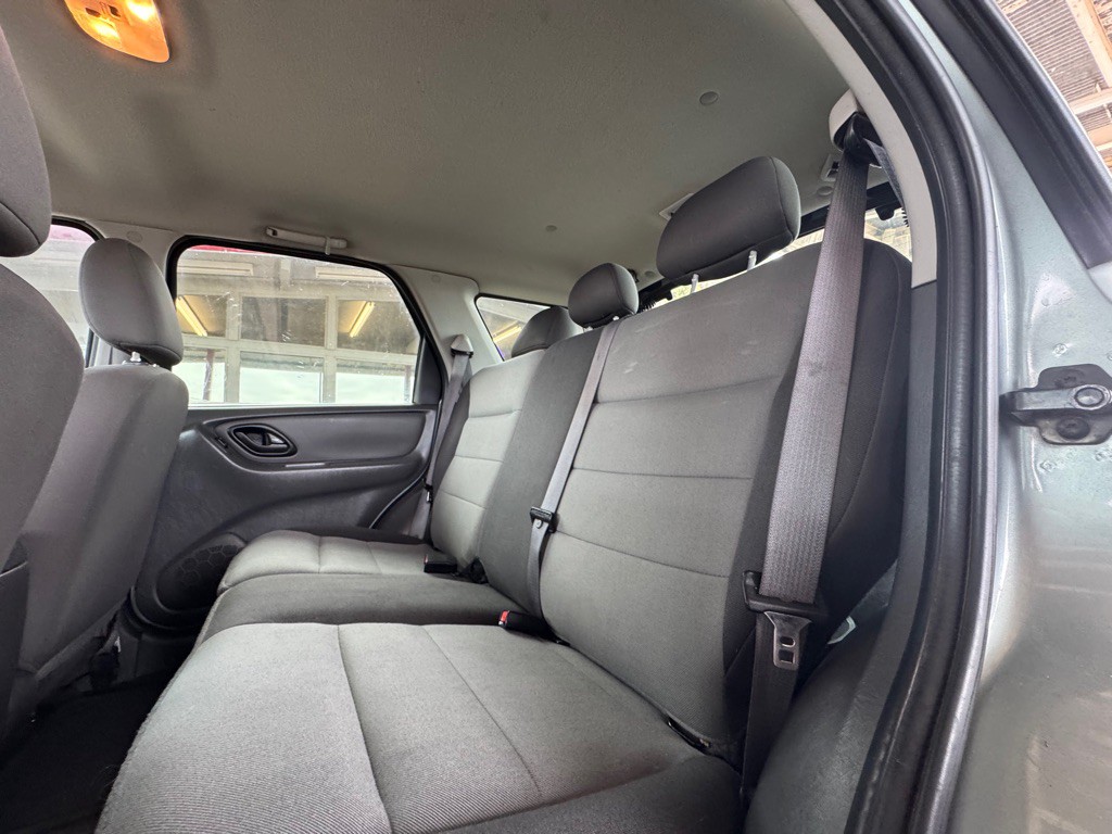 2006 Ford Escape Image 8