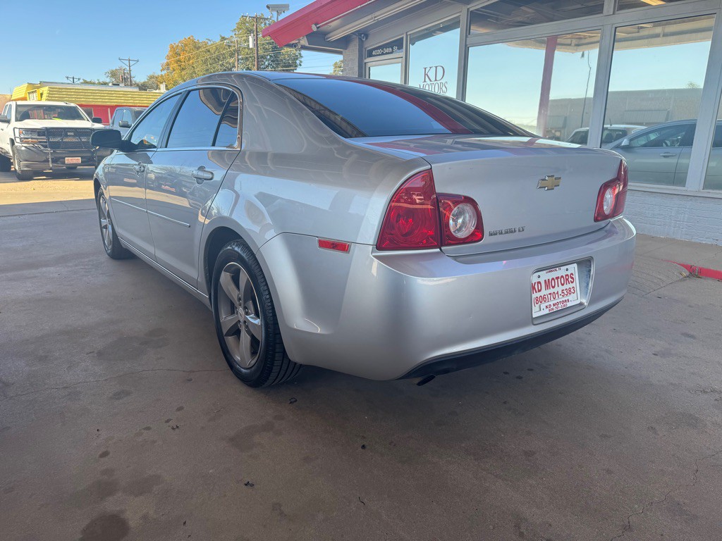 2011 Chevrolet Malibu Image 6