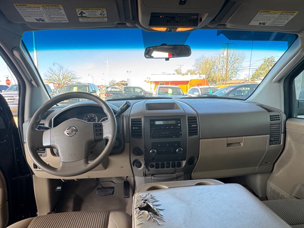 2009 Nissan Titan Image 9