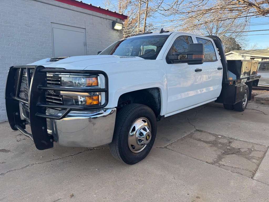 2018 Chevrolet Silverado 1500 Image 1
