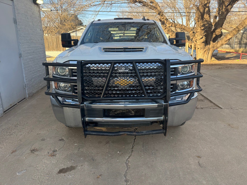2018 Chevrolet Silverado 1500 Image 2