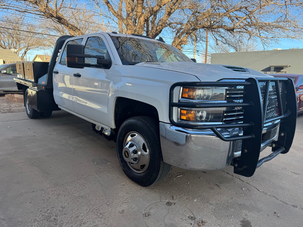 2018 Chevrolet Silverado 1500 Image 3