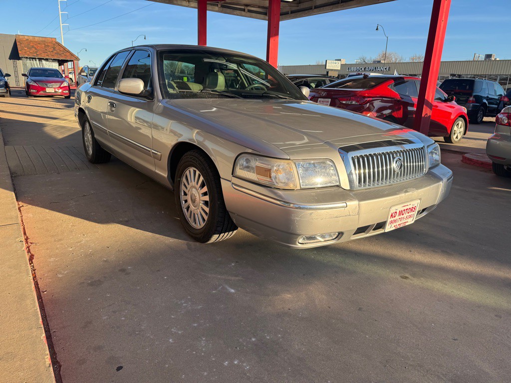 2007 Mercury Grand Marquis Image 3