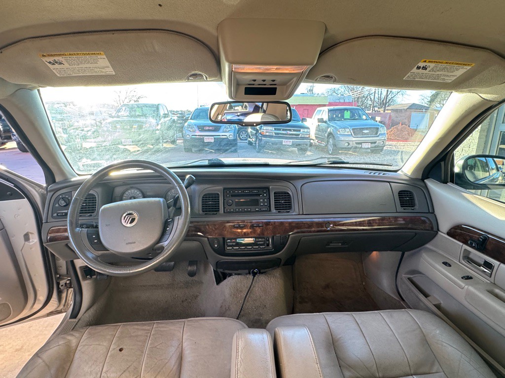 2007 Mercury Grand Marquis Image 9