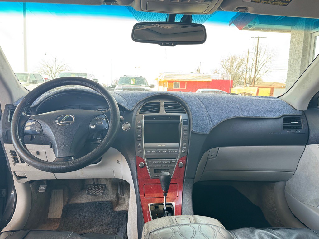 2008 Lexus ES Image 9