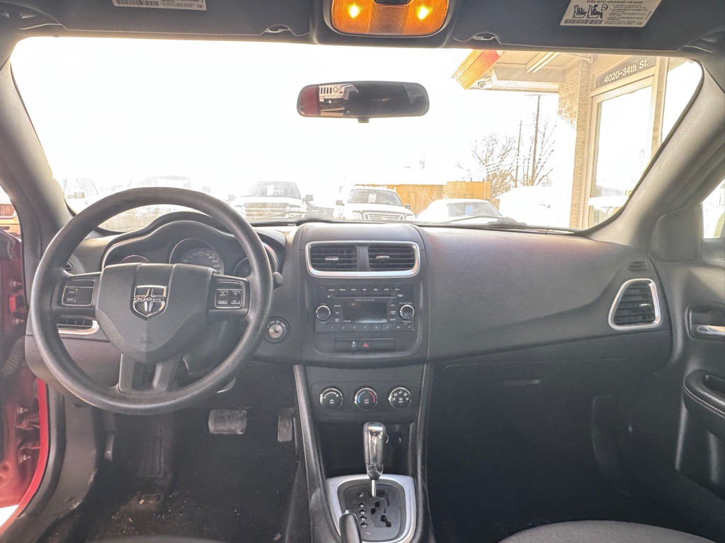 2013 Dodge Avenger Image 9