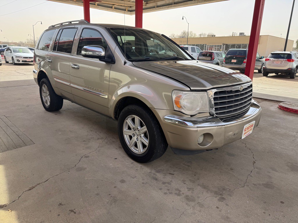 2008 Chrysler Aspen Image 3