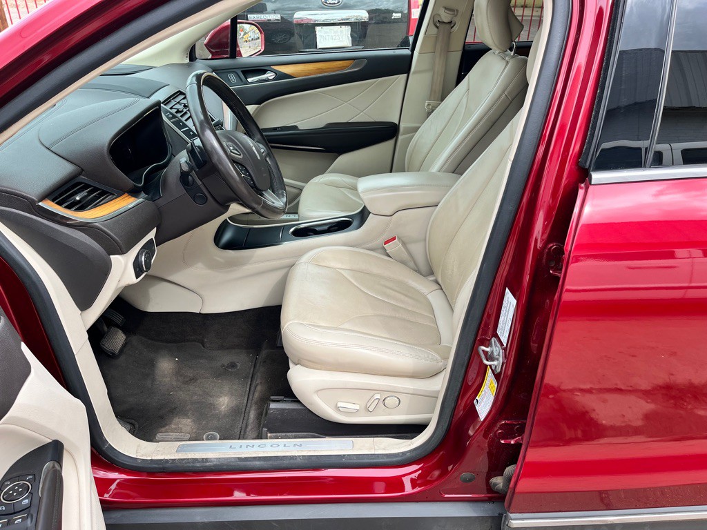 2015 Lincoln MKC Image 11