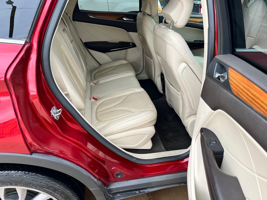 2015 Lincoln MKC Image 17