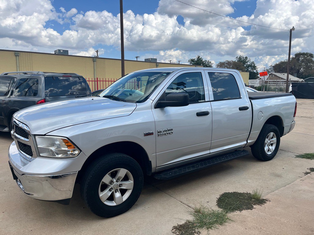 2017 RAM 1500 Image 2