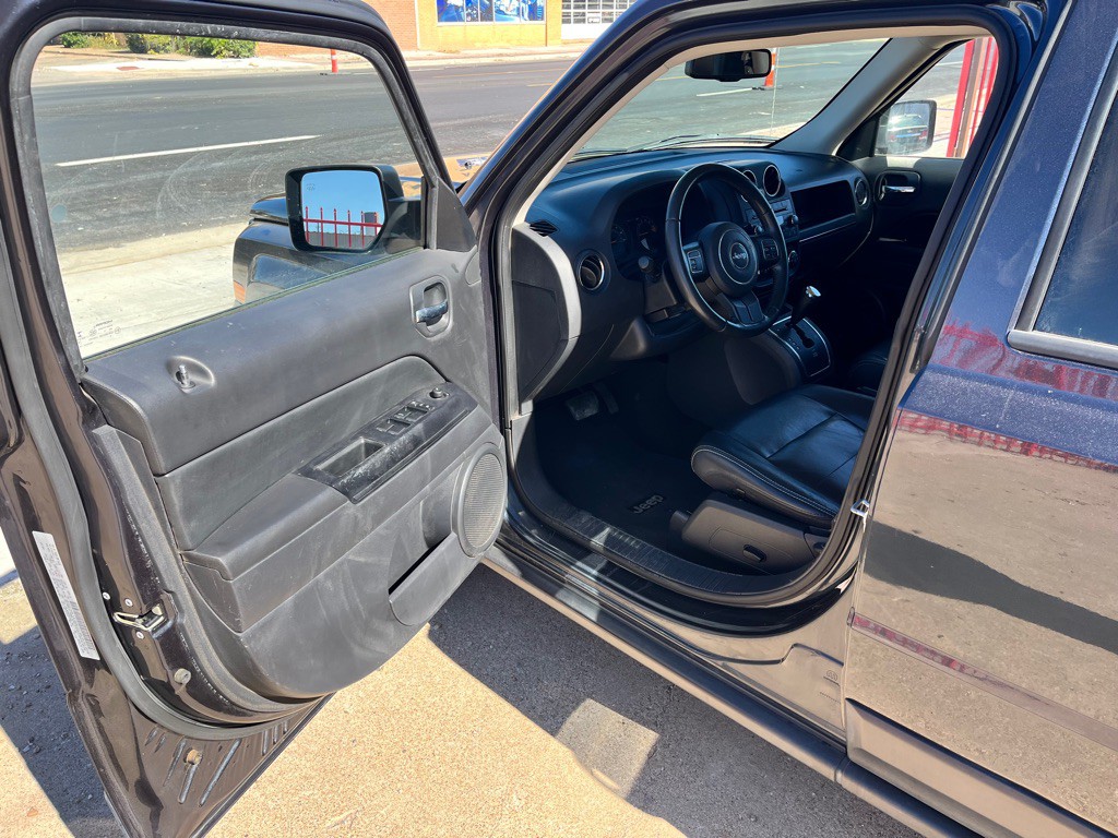 2015 Jeep Patriot Image 9