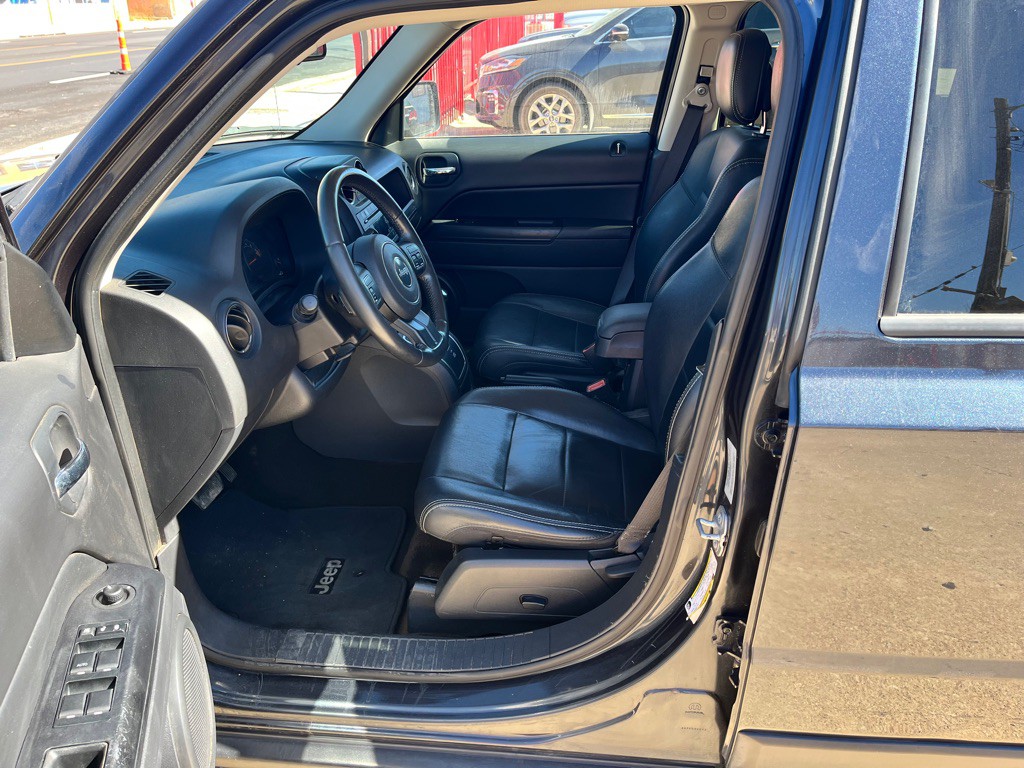 2015 Jeep Patriot Image 10