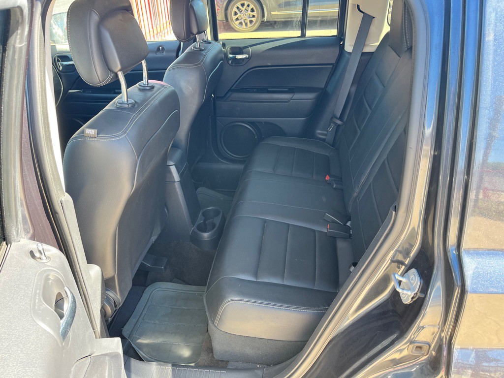 2015 Jeep Patriot Image 12