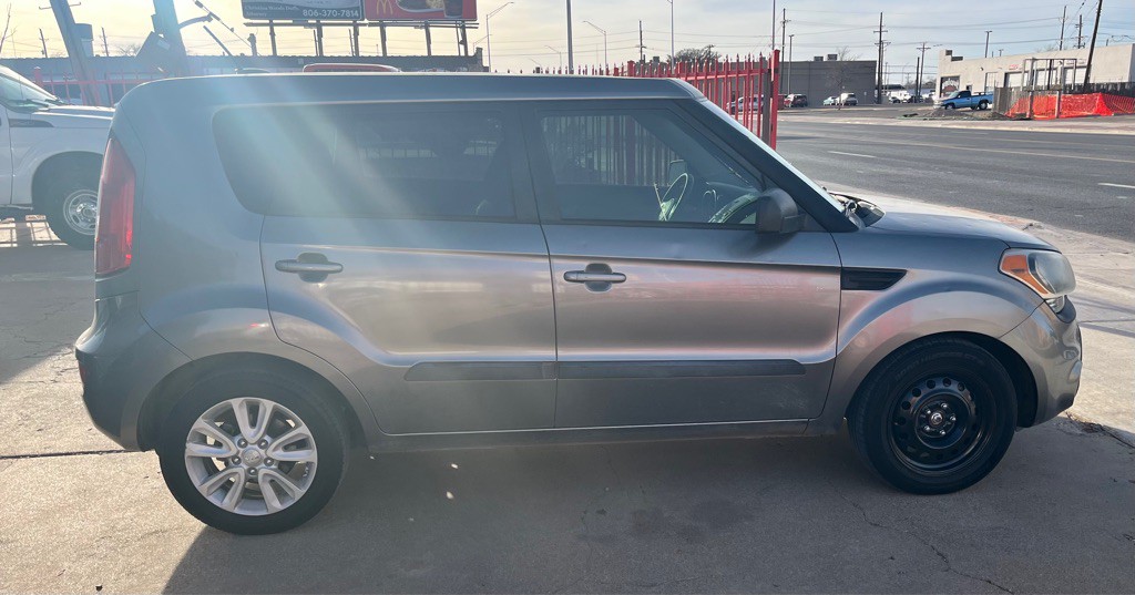 2013 Kia Soul Image 5