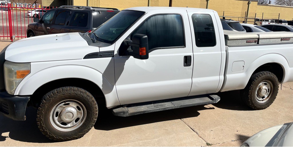 2015 Ford F-250 Image 1