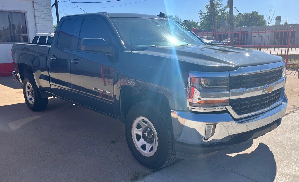 2017 Chevrolet Silverado 1500 Image 4