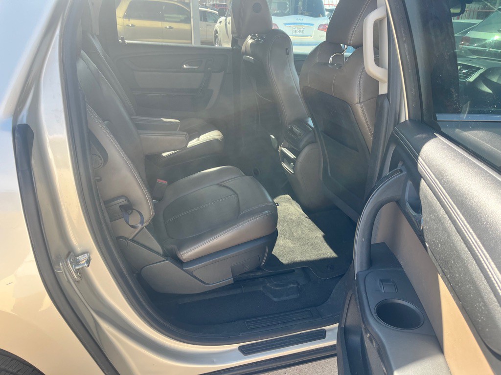 2013 GMC Acadia Image 15