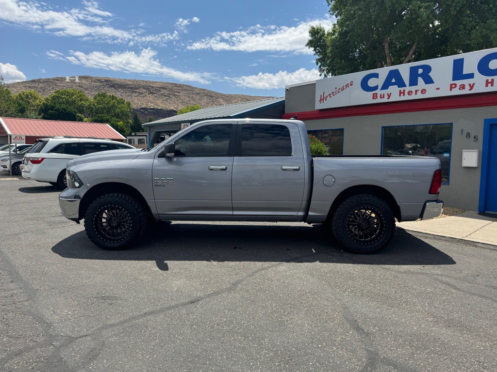 2019 RAM 1500 Image 8
