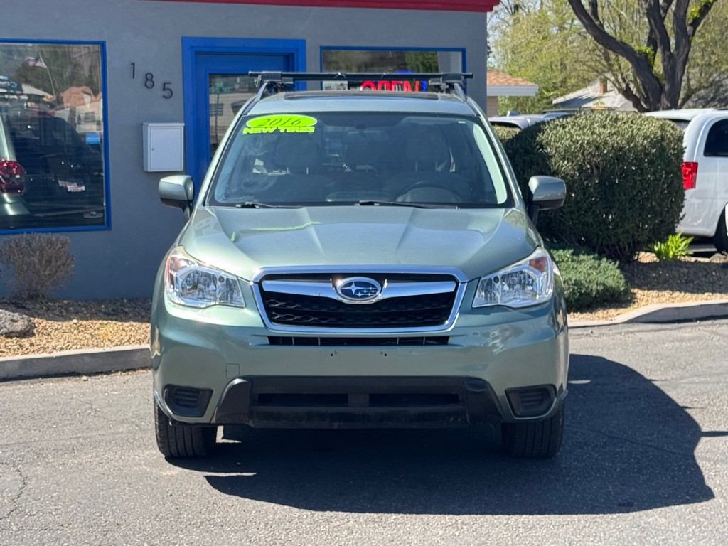 2016 Subaru Forester Image 2