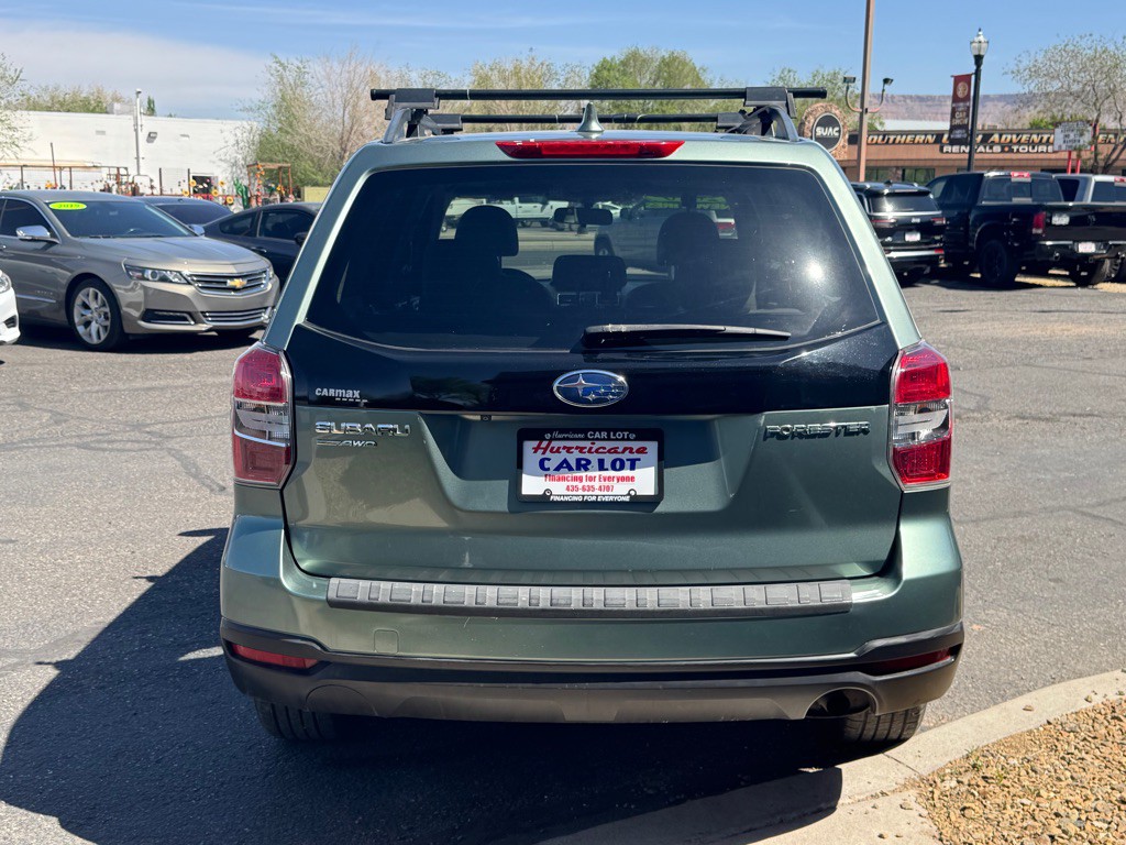2016 Subaru Forester Image 6