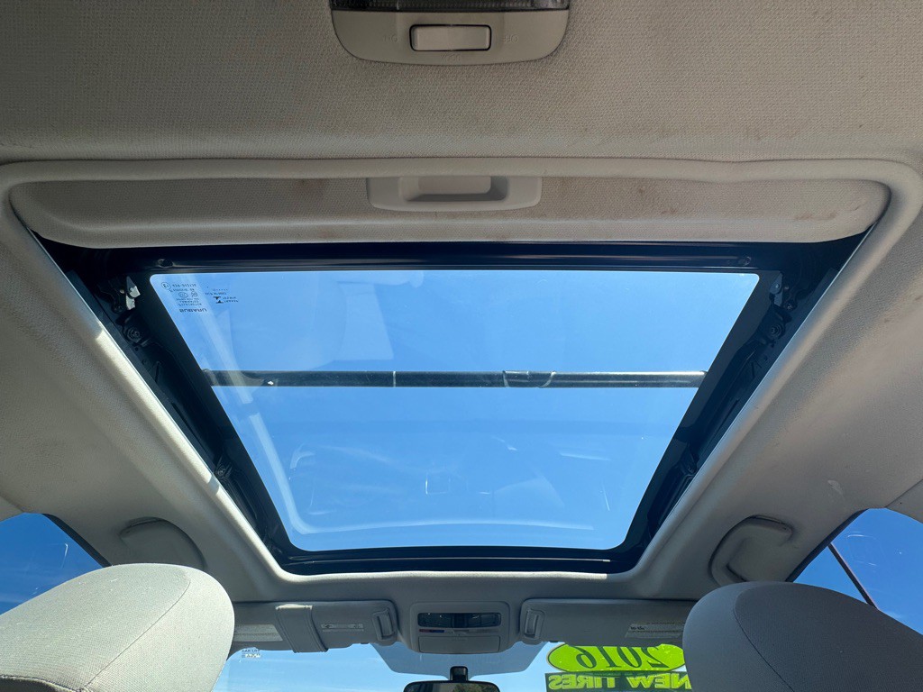 2016 Subaru Forester Image 18