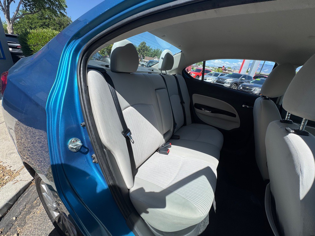 2020 Mitsubishi Mirage Image 12