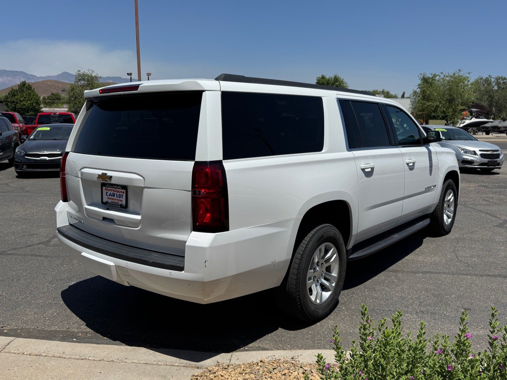 2020 Chevrolet Suburban Image 5