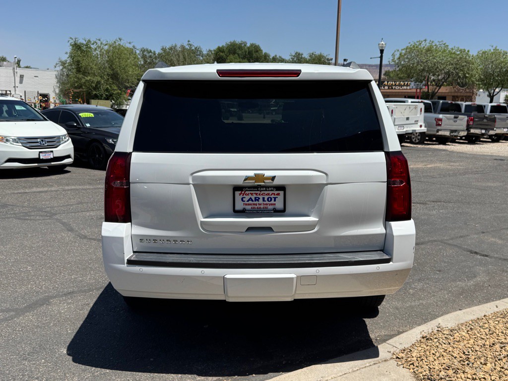 2020 Chevrolet Suburban Image 6