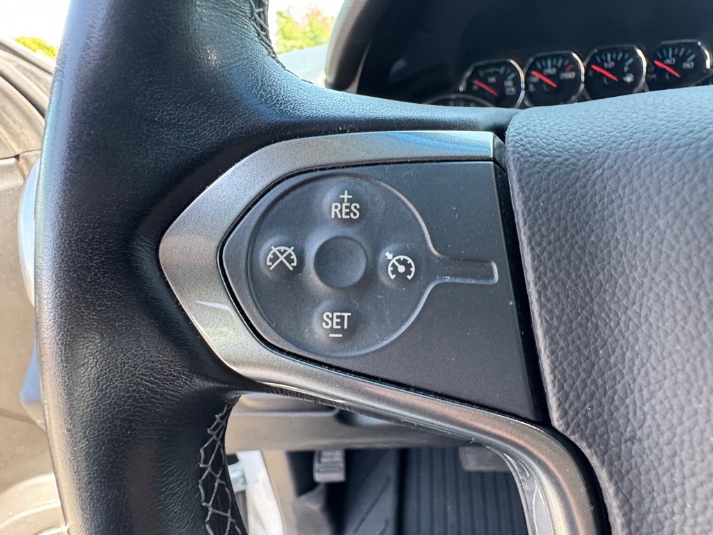 2020 Chevrolet Suburban Image 30