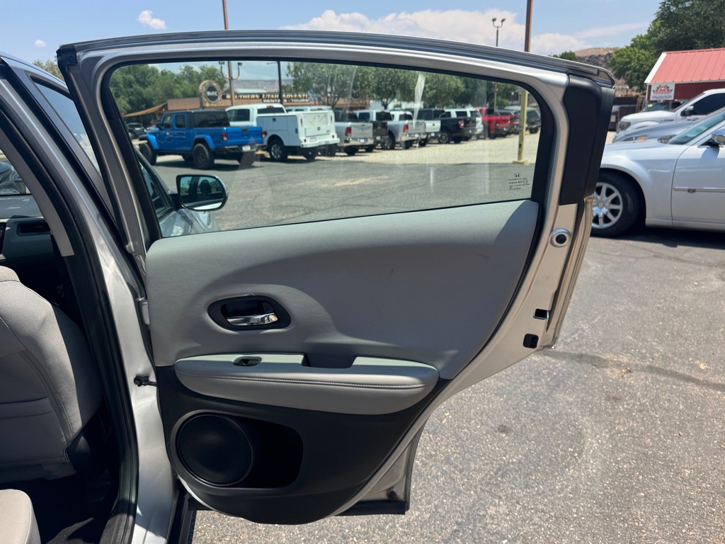 2016 Honda HR-V Image 24