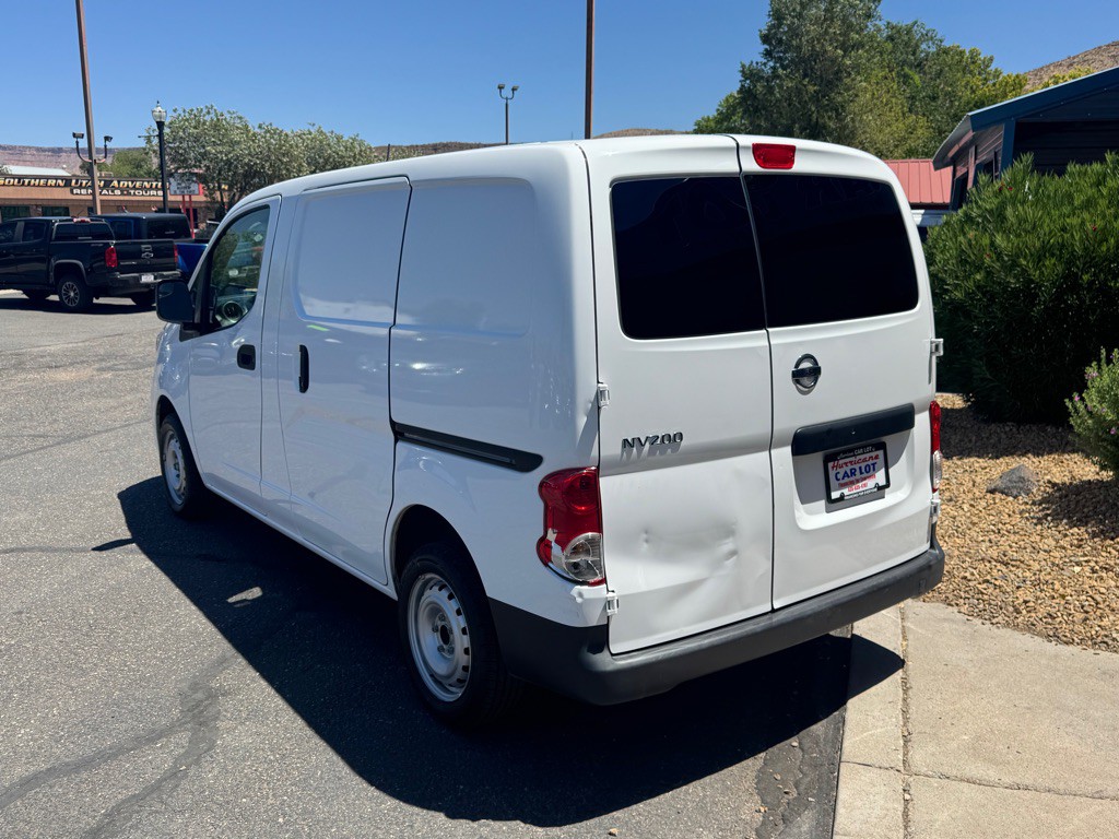 2021 Nissan NV200 Image 7
