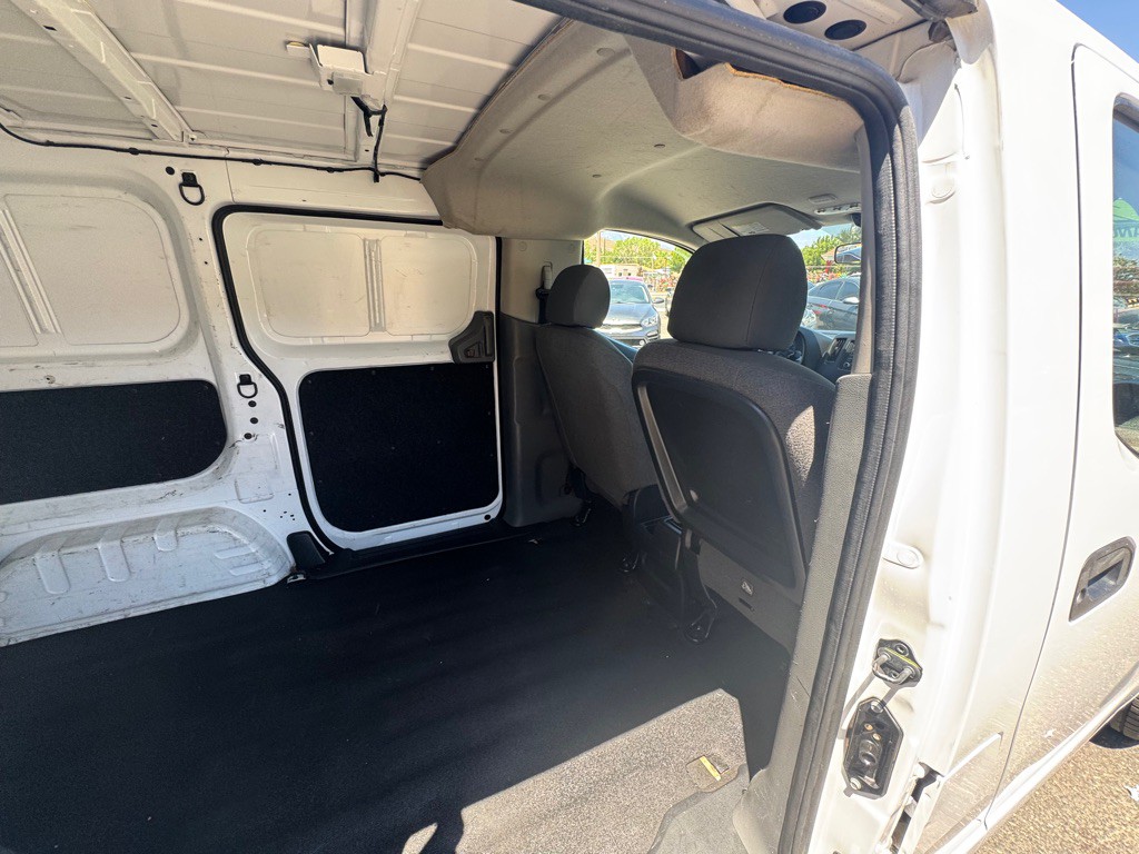 2021 Nissan NV200 Image 14