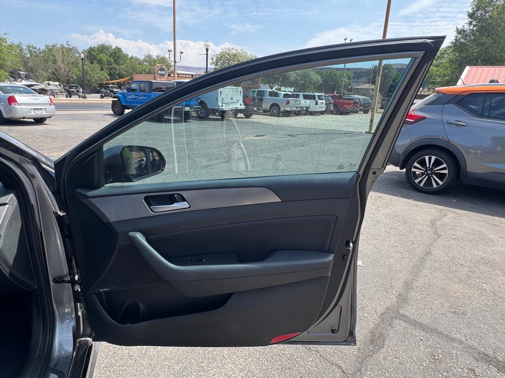 2019 Hyundai Sonata Image 24