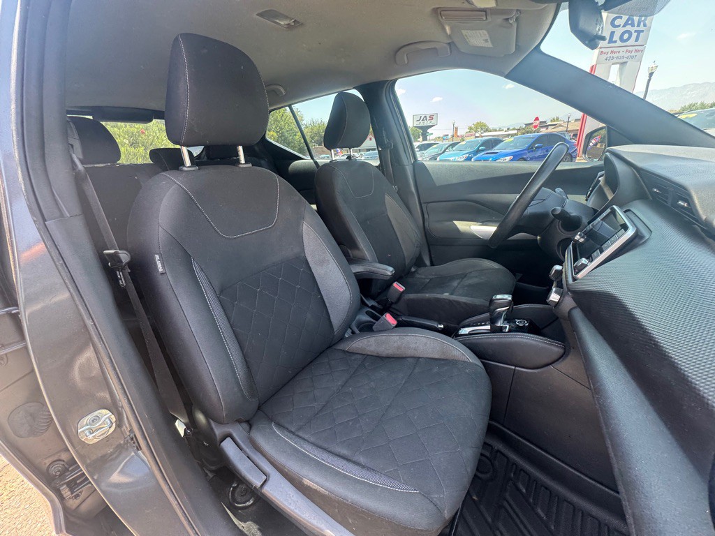 2020 Nissan Kicks Image 10