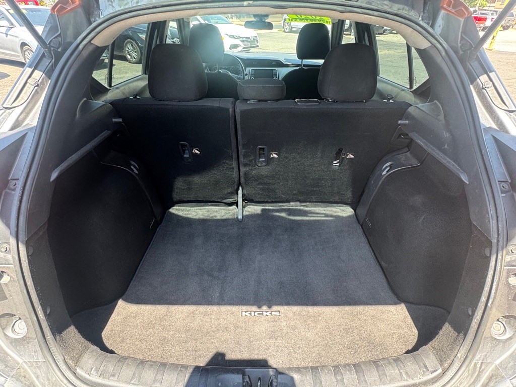 2020 Nissan Kicks Image 20