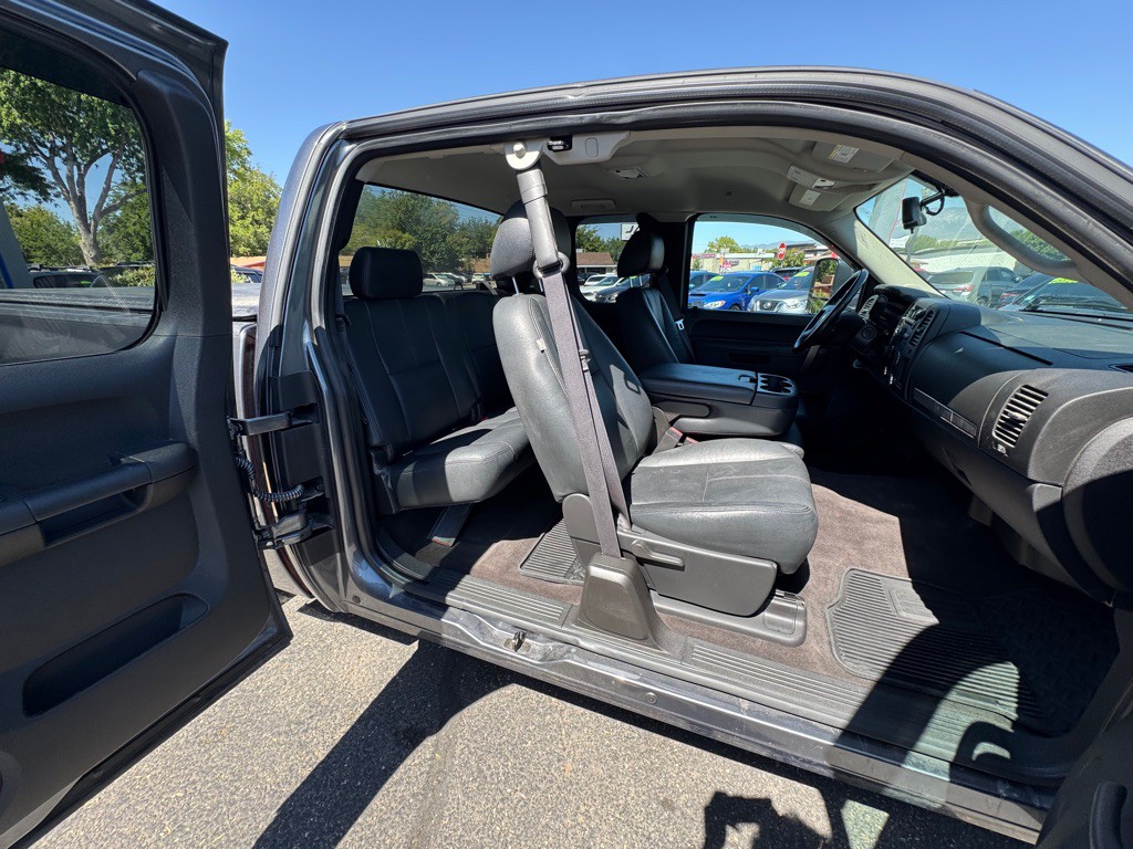 2013 Chevrolet Silverado 1500 Image 12