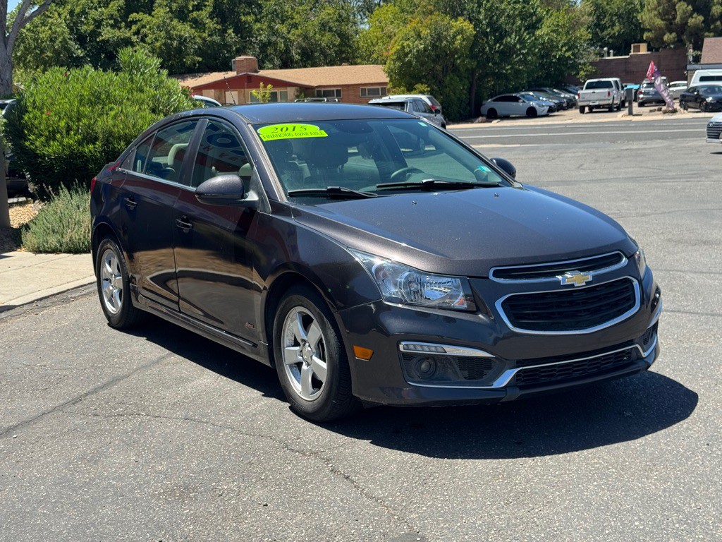 2015 Chevrolet Cruze Image 3