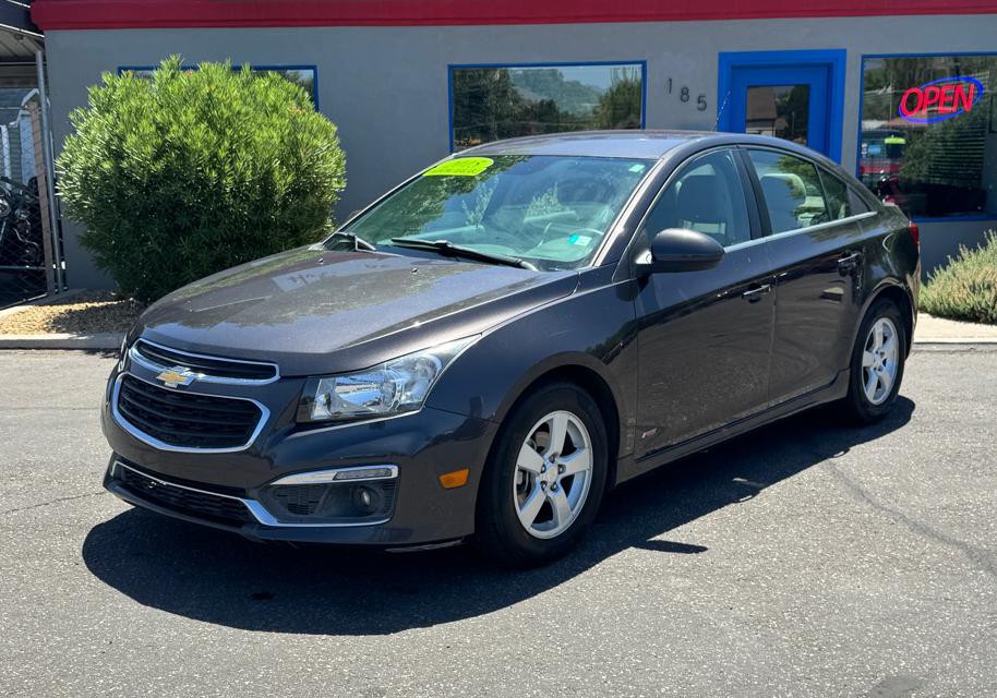 2015 Chevrolet Cruze Image 1