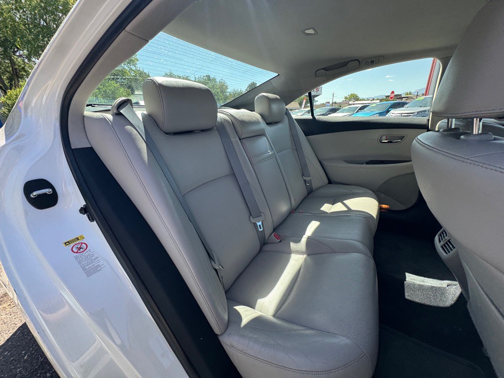 2012 Lexus ES 350 Image 12