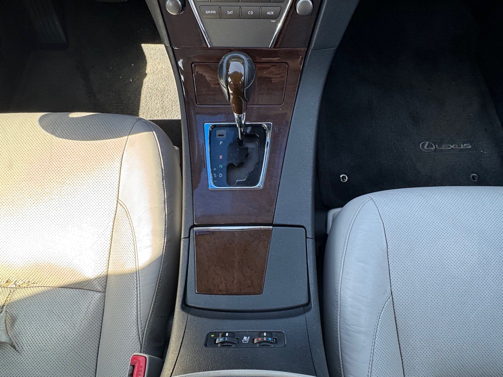 2012 Lexus ES 350 Image 16