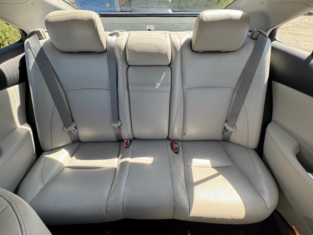 2012 Lexus ES 350 Image 19