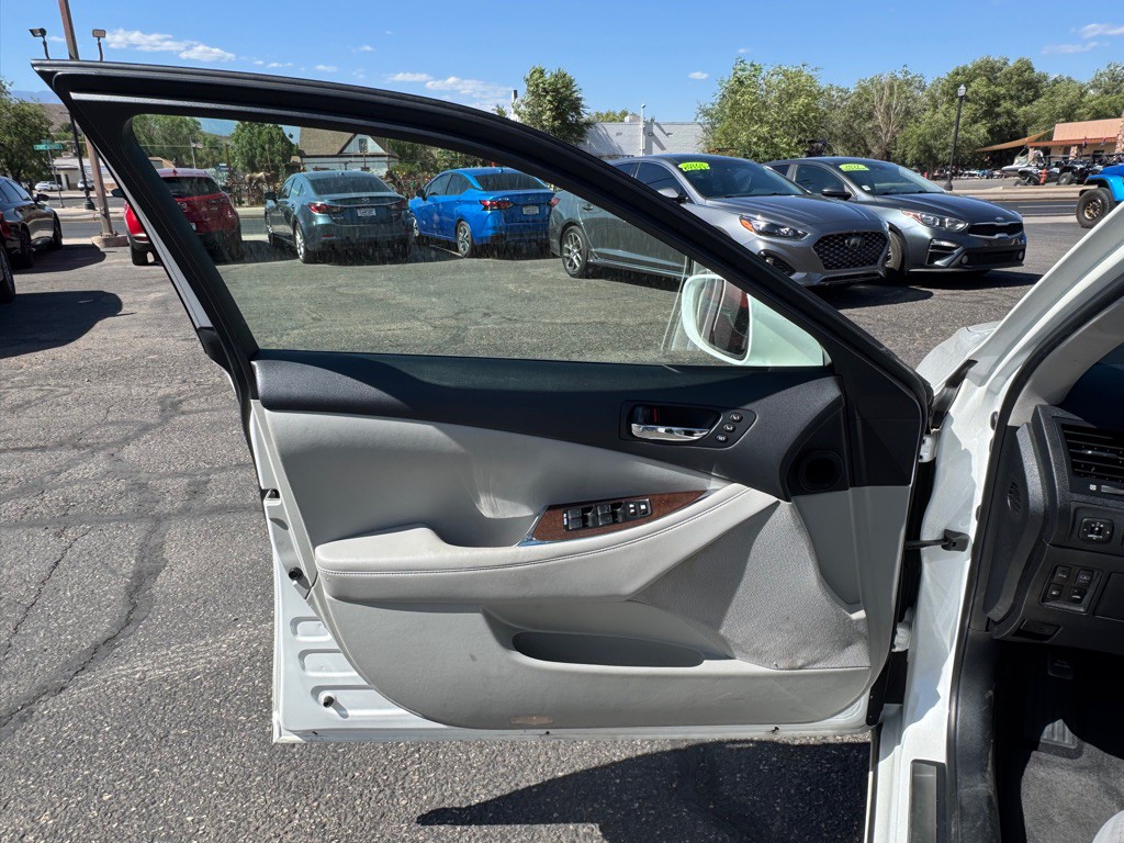 2012 Lexus ES 350 Image 21