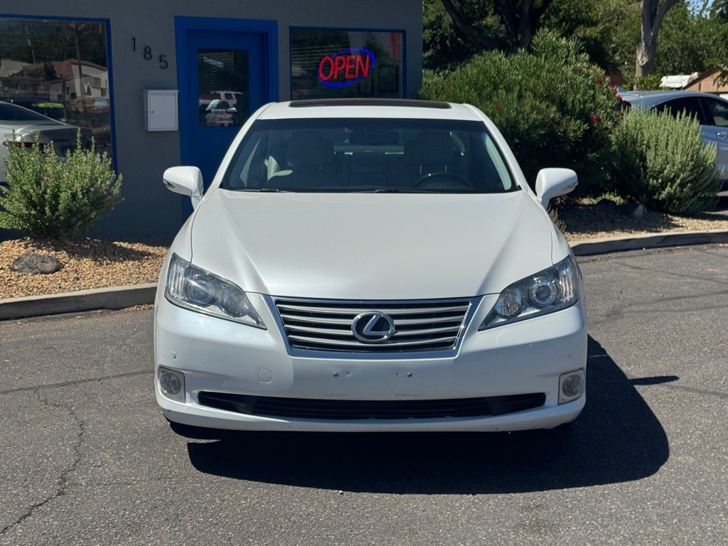 2012 Lexus ES 350 Image 2