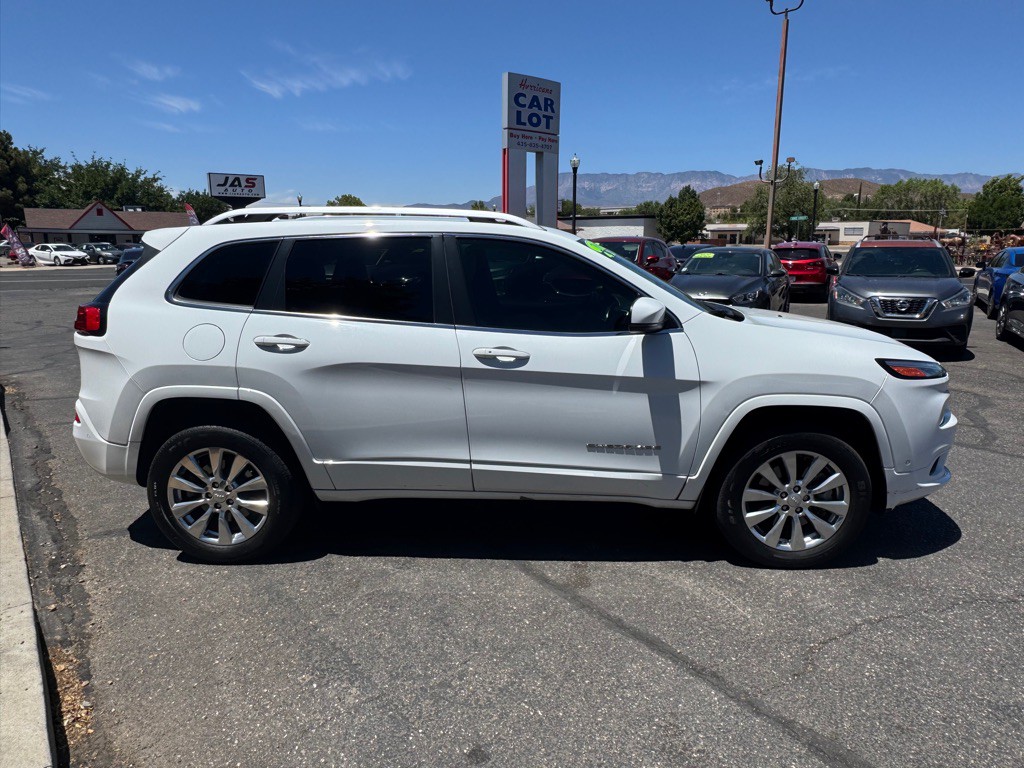 2017 Jeep Cherokee Image 4