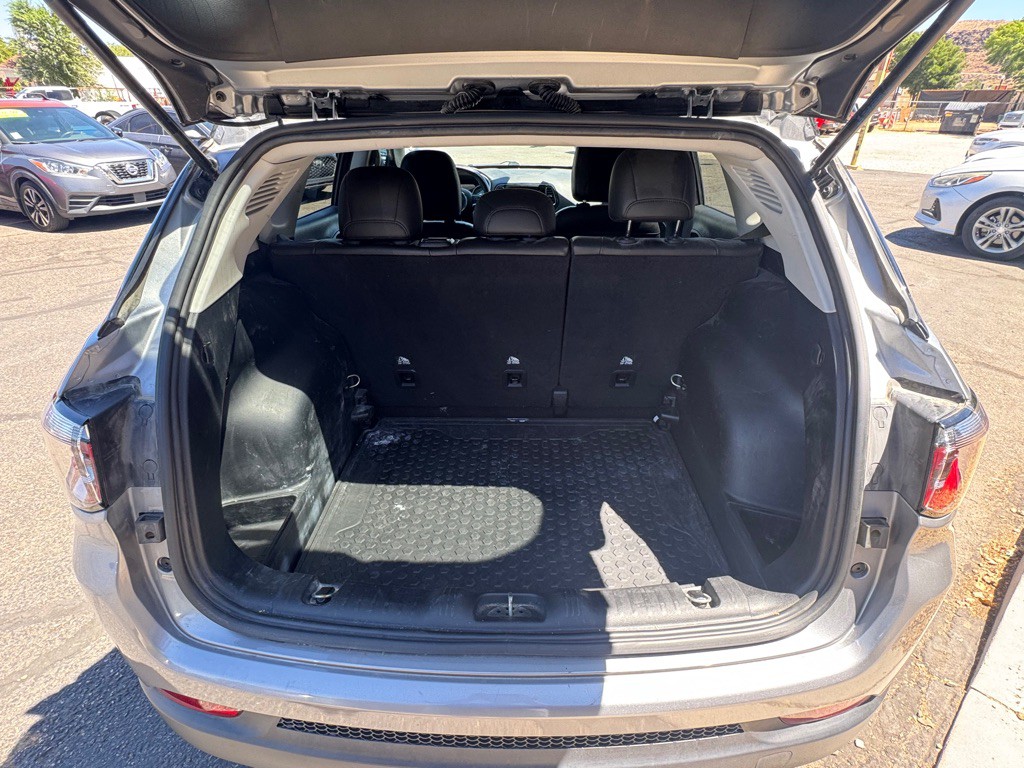 2021 Jeep Compass Image 19