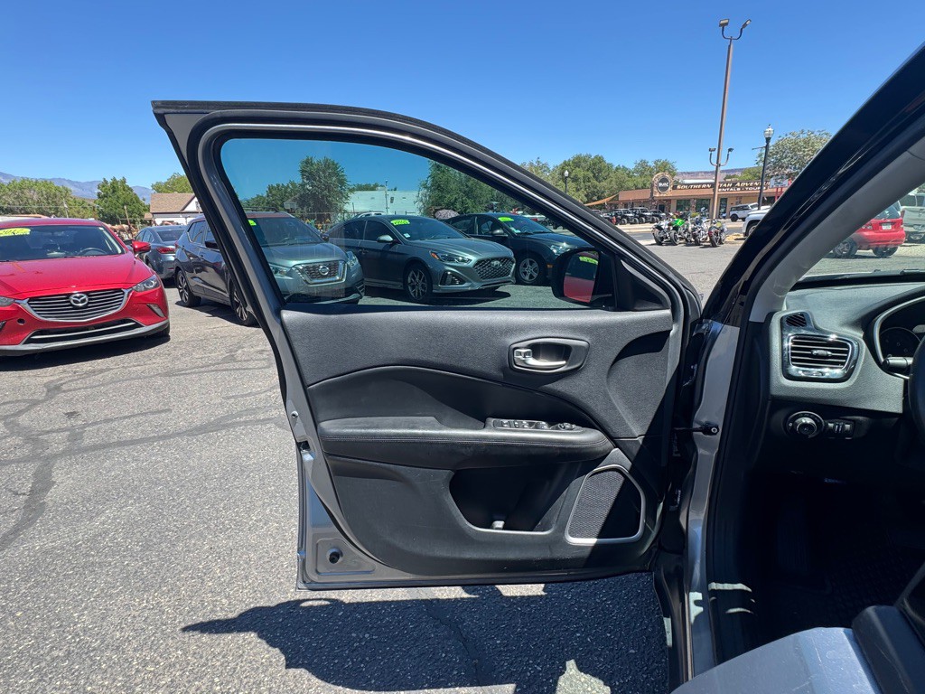 2021 Jeep Compass Image 20