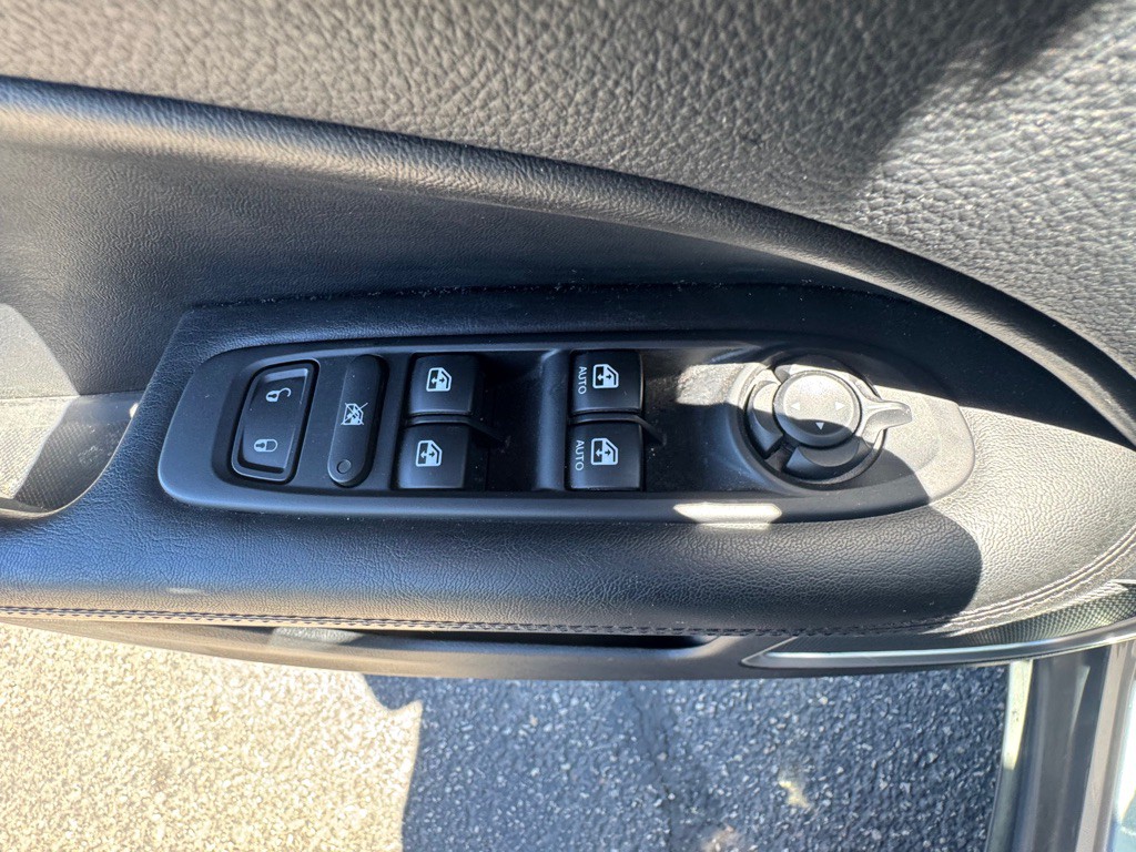 2021 Jeep Compass Image 21