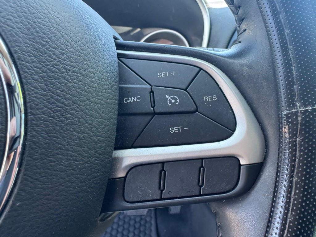 2021 Jeep Compass Image 29