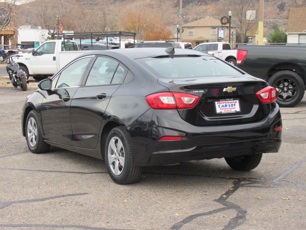 2018 Chevrolet Cruze Image 7