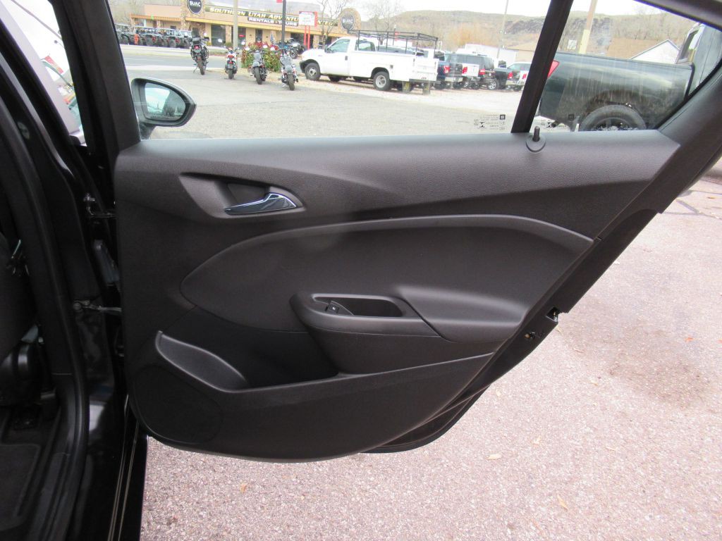 2018 Chevrolet Cruze Image 21